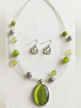 Stunning Chartreuse Cat’s Eye Necklace/Earring Multi-Strand Illusion Set